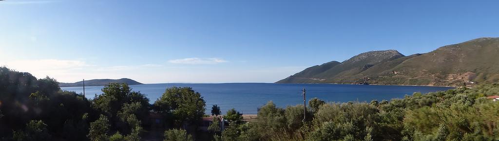 Kavoulakos Studios Skoutárion Buitenkant foto