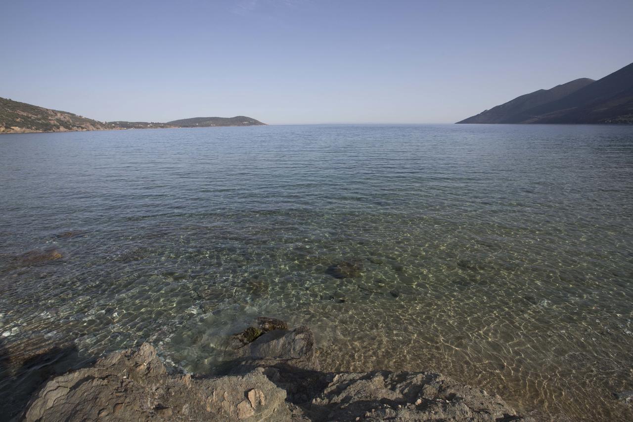 Kavoulakos Studios Skoutárion Buitenkant foto